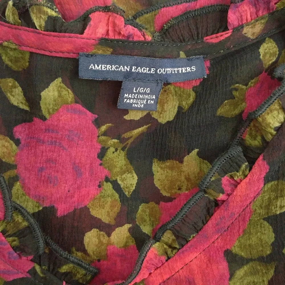 American Eagle Sheer Black & Red Floral Ruffle Peplum Top | Size L